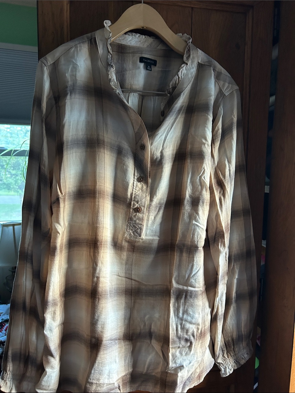 Talbots Plaid Long-Sleeve Popover Henley Shirt – Cream and Brown
